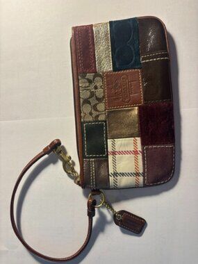 COACH Signature Holiday Patchwork Wristlet